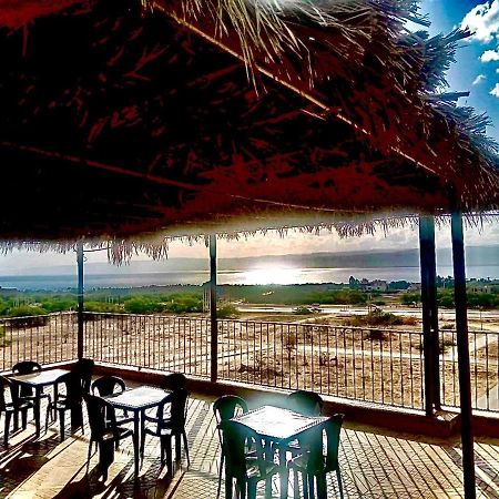 Dead Sea Lafamilia Albadwan Aparthotel Sweimeh Bagian luar foto