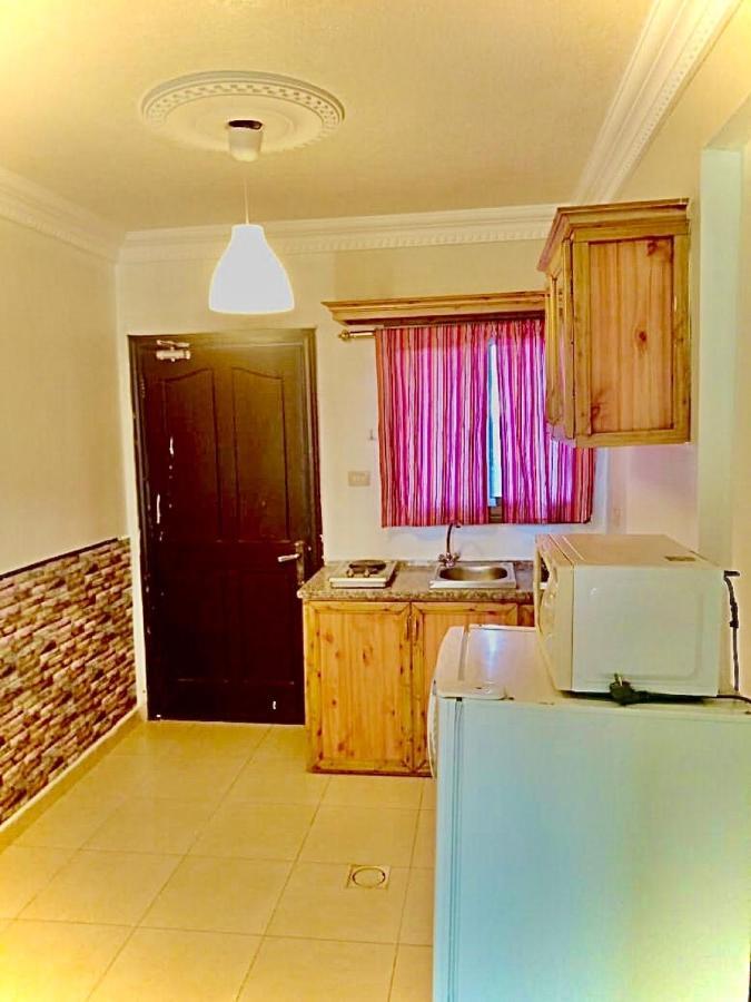 Dead Sea Lafamilia Albadwan Aparthotel Sweimeh Bagian luar foto