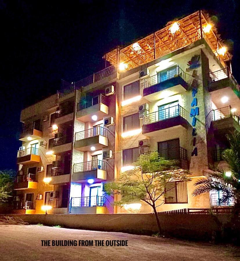 Dead Sea Lafamilia Albadwan Aparthotel Sweimeh Bagian luar foto
